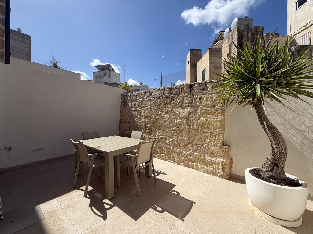 Sliema Furnished Town House's Image 3