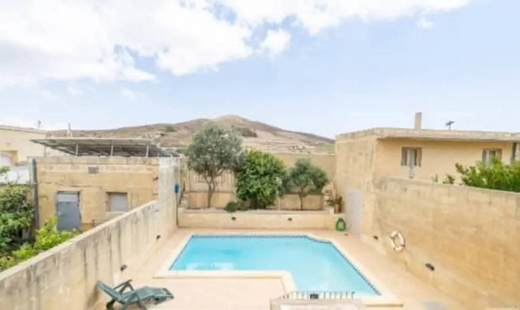 Gozo-apartment-with-pool-christies-malta