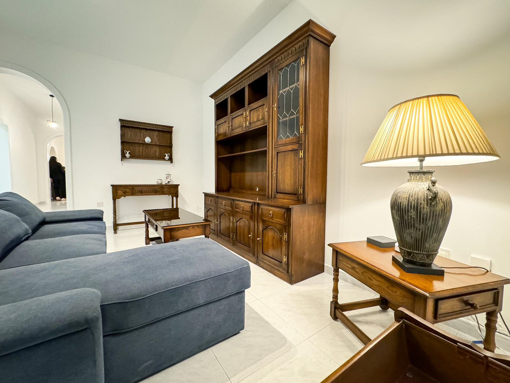 Sliema Seafront Apartment's Image 9