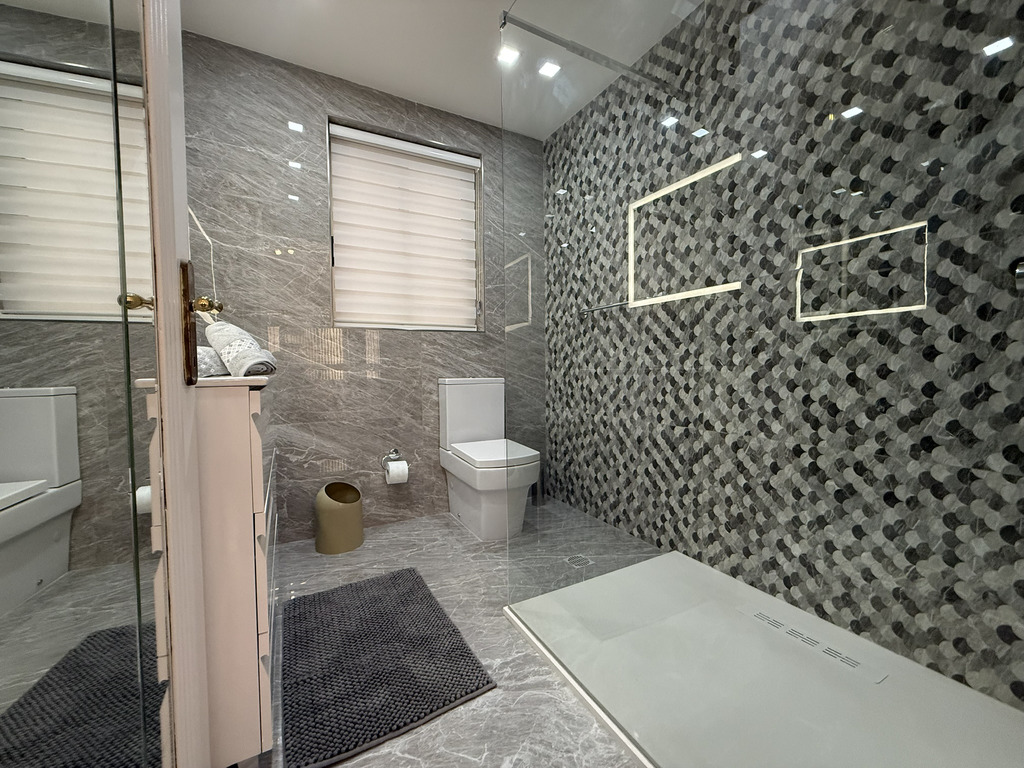 Sliema Seafront Apartment's Image 18