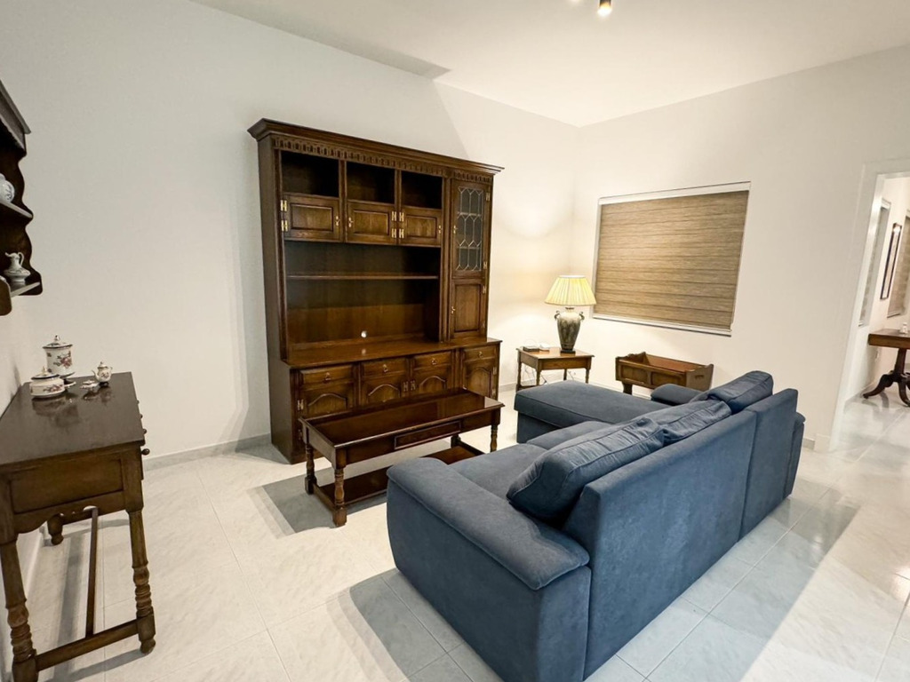 Sliema Seafront Apartment's Image 10