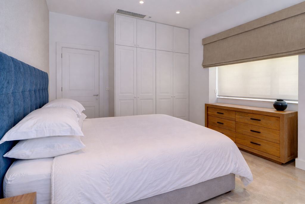 Ta' Xbiex Furnished Semi-detached Villa's Image 27
