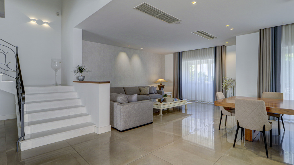 Ta'Xbiex-prime-location-villa-to-let-christies-malta