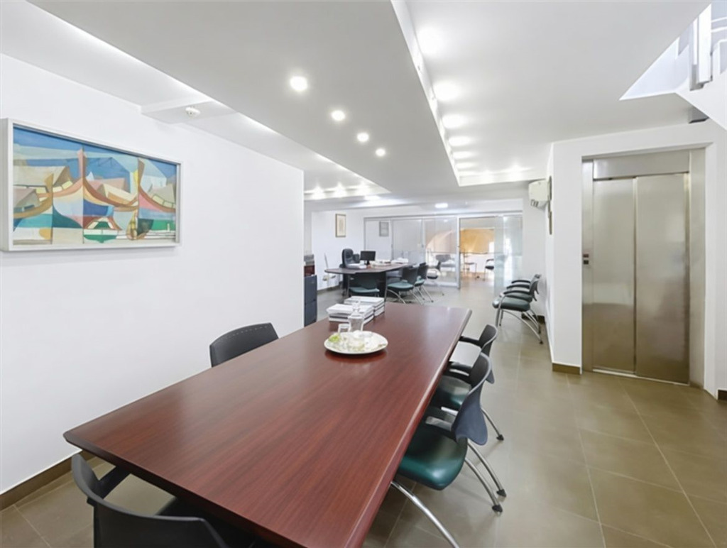 Commercial-space-for-rent-christies-malta