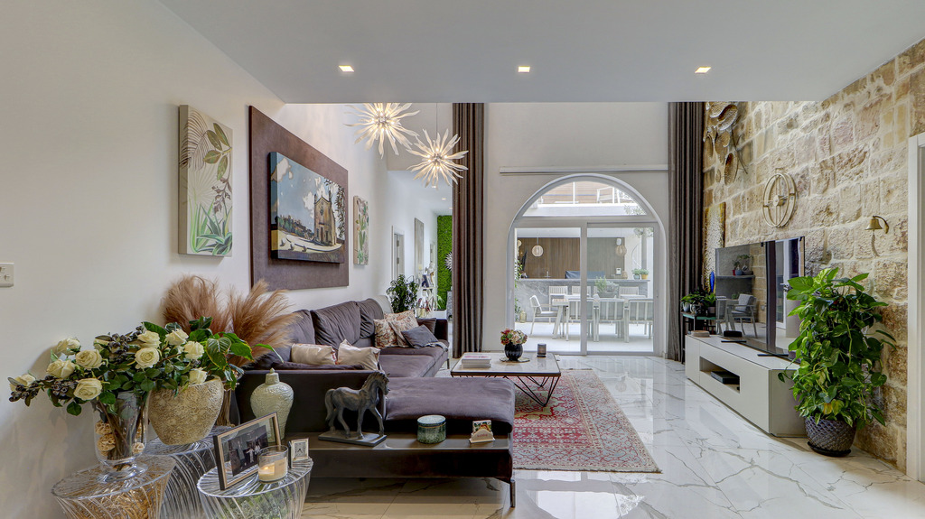 Luxury-home-collection-christies-malta