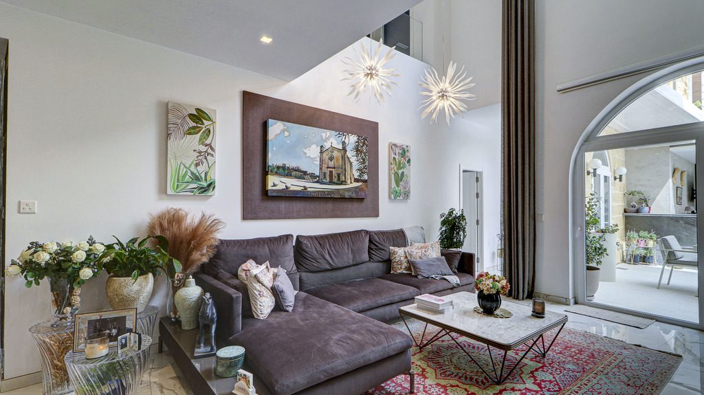 Qrendi Furnished House of Character's Image 3