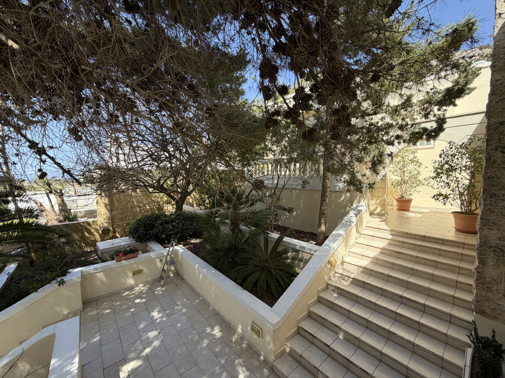 Buying-property-in-malta-christies-malta