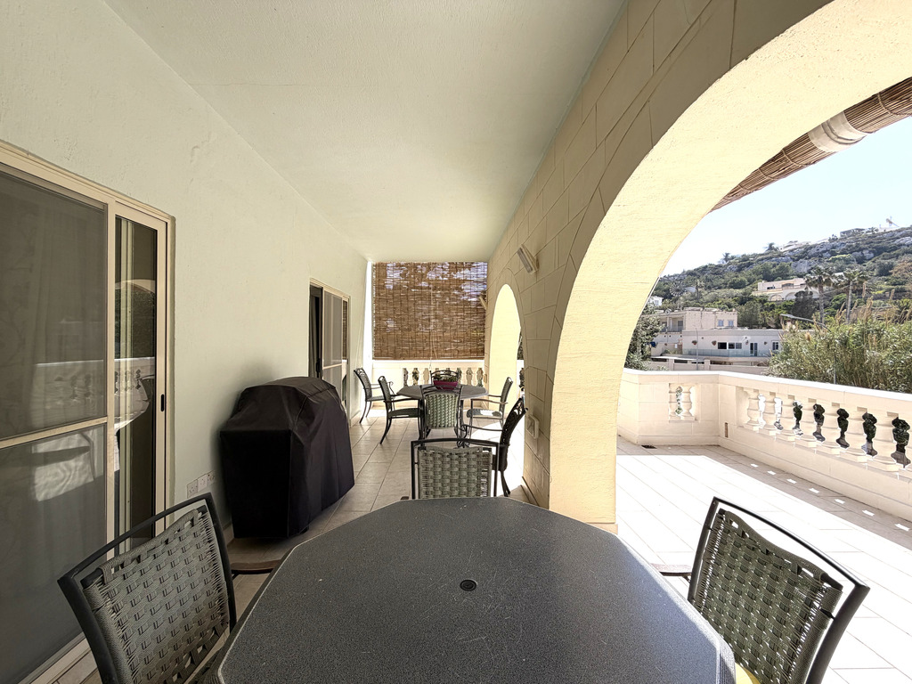 Santa Maria Estate Villa's Image 3