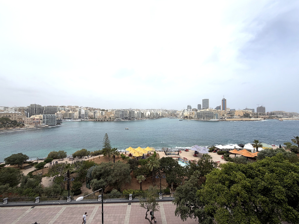 sliema-apartment-to-let-christies-malta