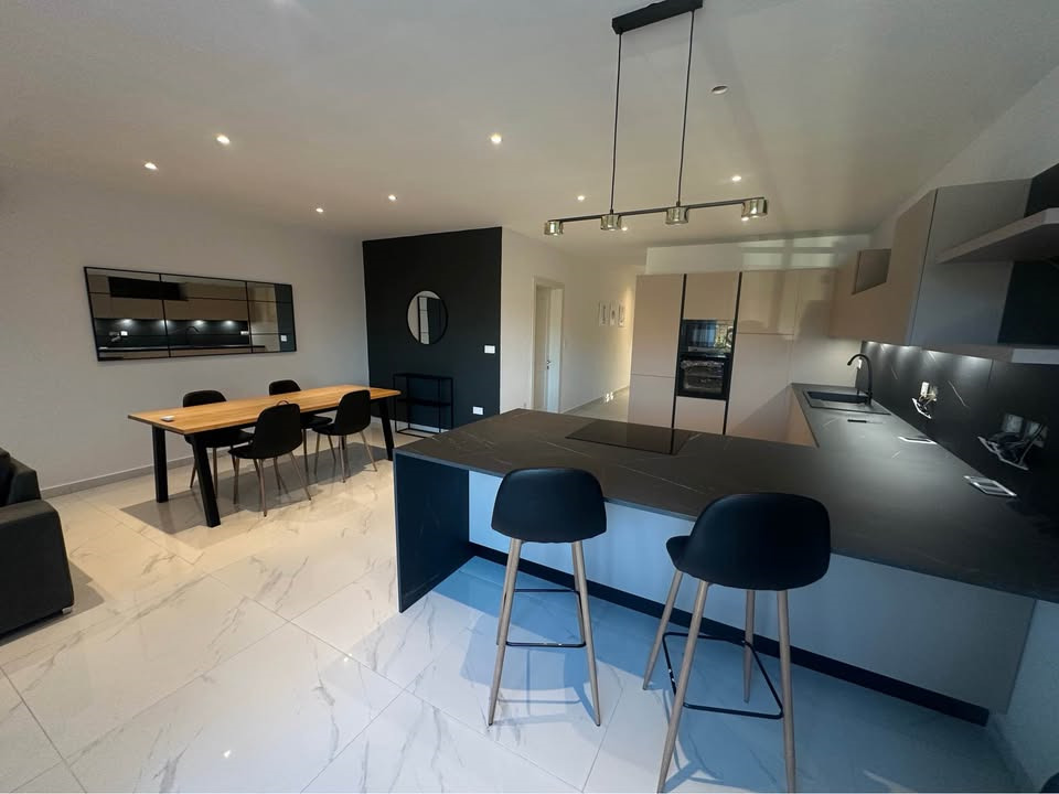 Prime-location-apartment-christies-malta