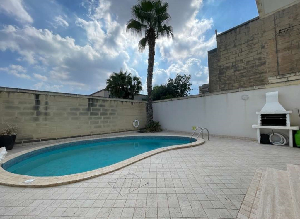 Attard-prime-location-christies-malta