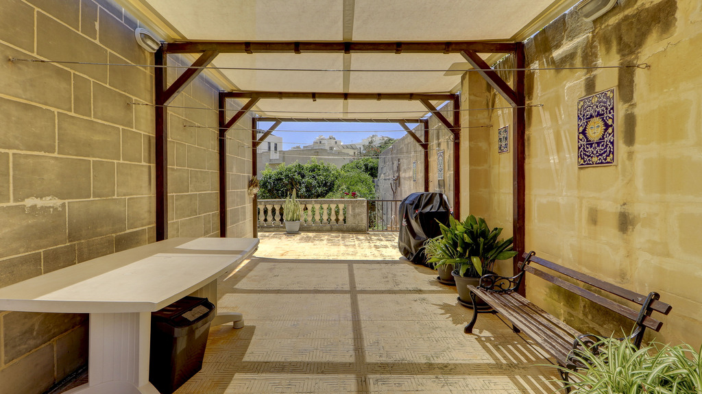 St Julians Finished Detached Villa's Image 11
