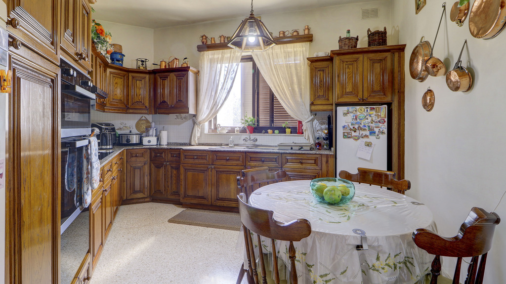 St Julians Finished Detached Villa's Image 3