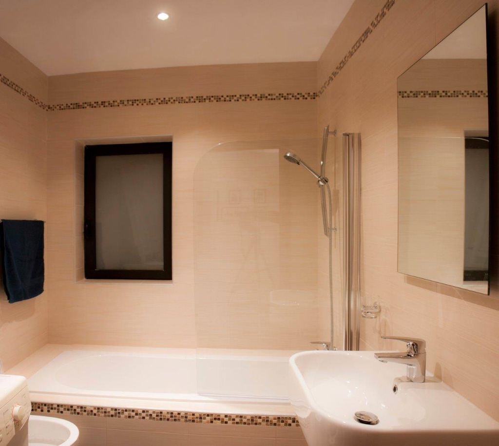 Sliema Seafront Apartment's Image 6