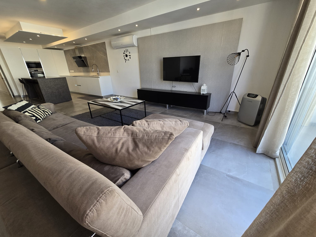 Swieqi Furnished Apartment's Image 2