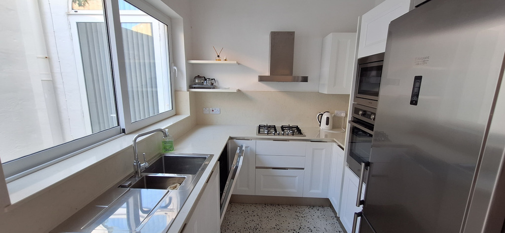 Sliema-rent-in-malta-christies-malta