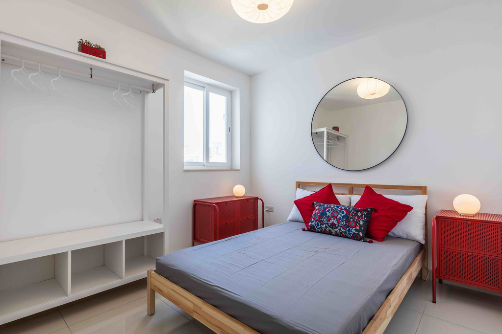 Gzira Furnished Apartment's Image 2