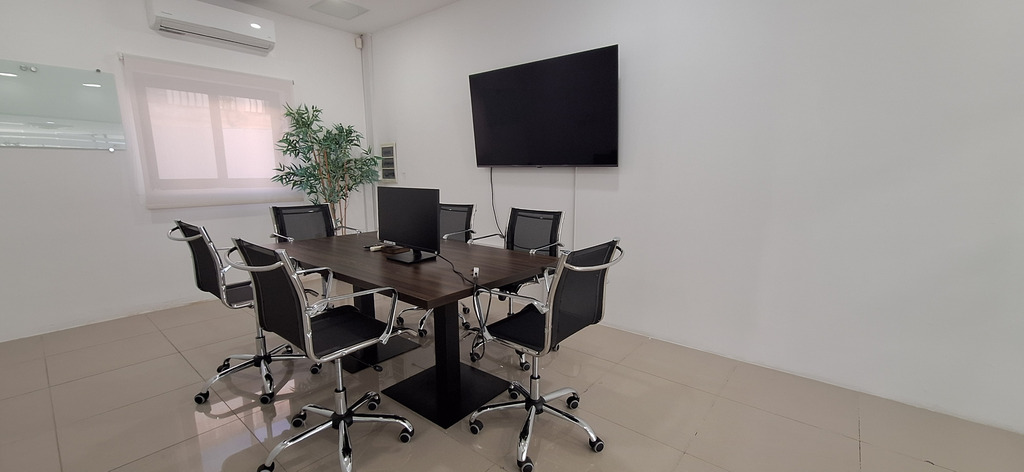 Swatar Fully Equipped Office's Image 2