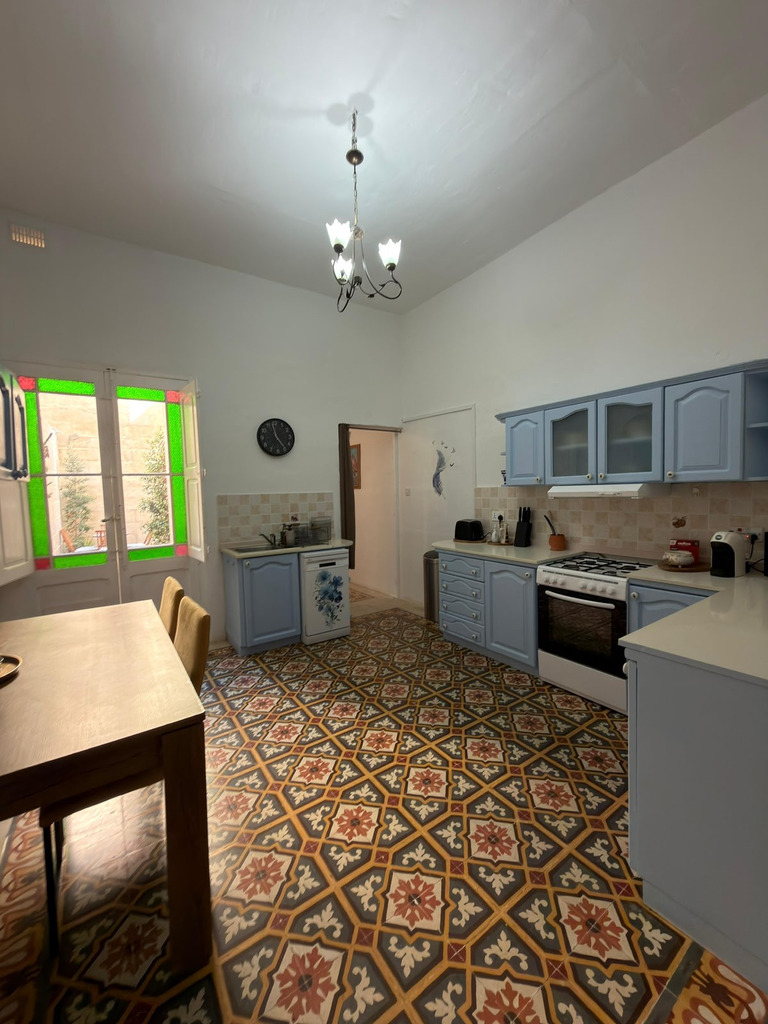 Sliema-3-bedroom-townhouse-christies-malta