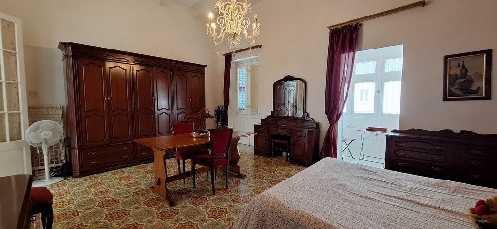 Birkirkara Furnished Town House's Image 5