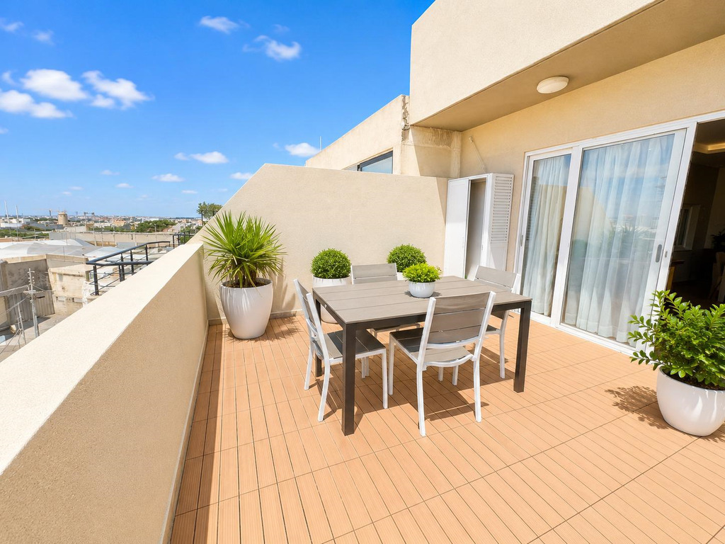 San Pawl tat-Targa Furnished Penthouse's Image 2