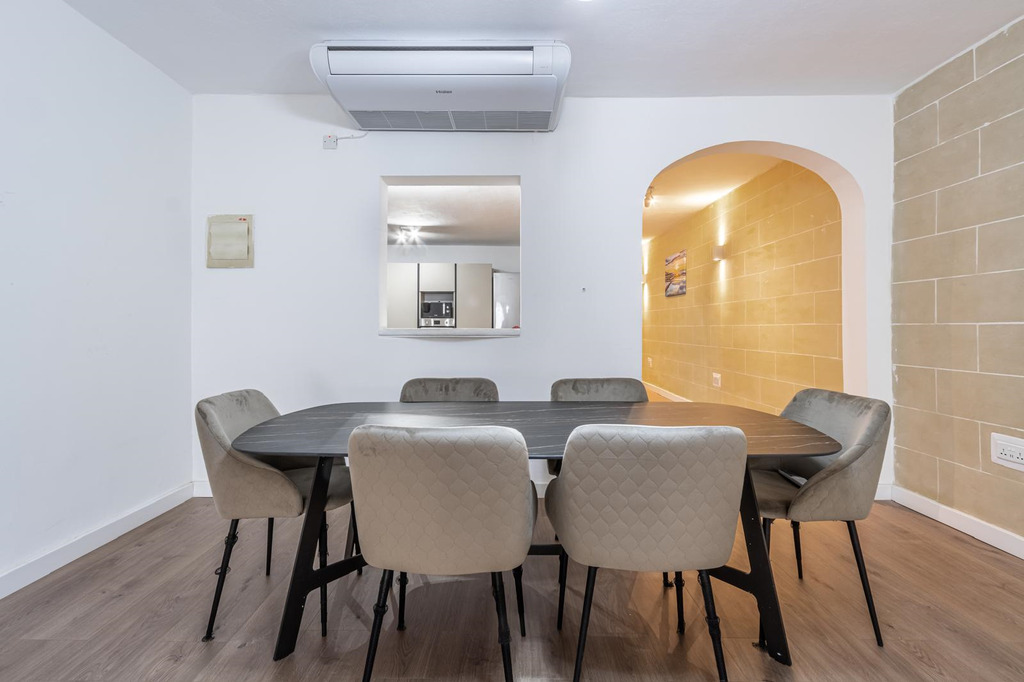 Sliema Apartment's Image 2