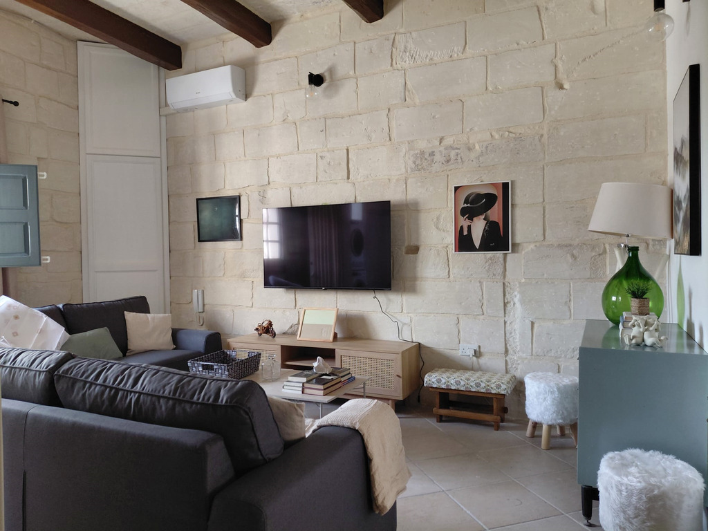 Mosta Furnished House of Character's Image 2