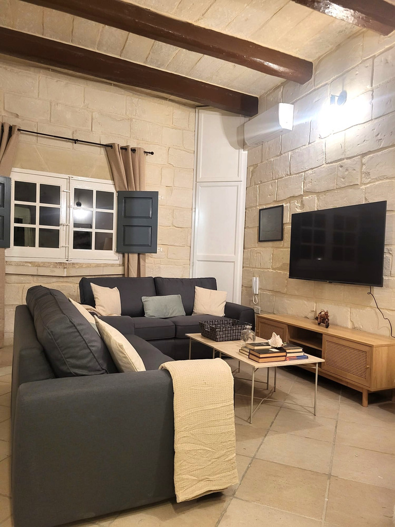 Mosta Furnished House of Character's Image 3