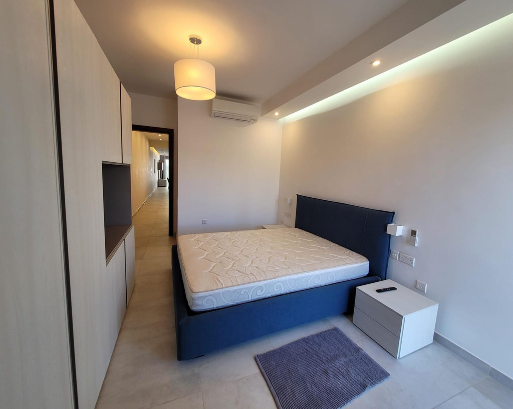 Sliema Seafront Apartment's Image 4