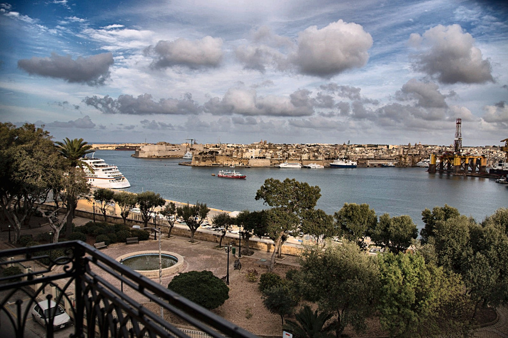 Floriana-apartment-to-let-christies-malta