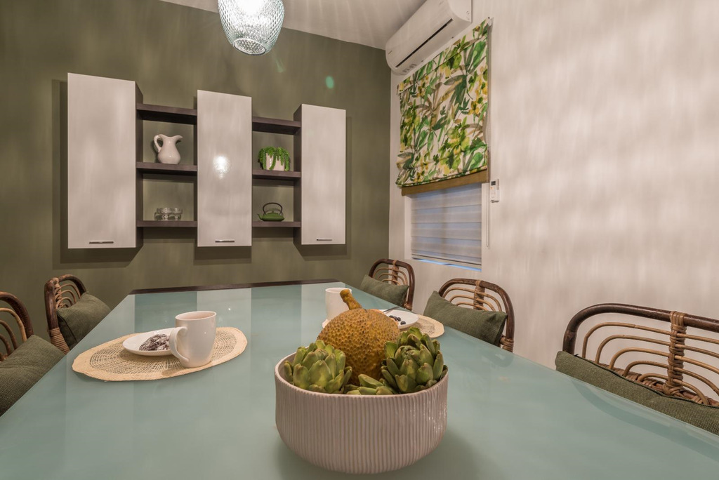 Sliema Seafront Apartment's Image 5
