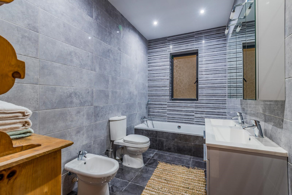 Sliema Seafront Apartment's Image 15