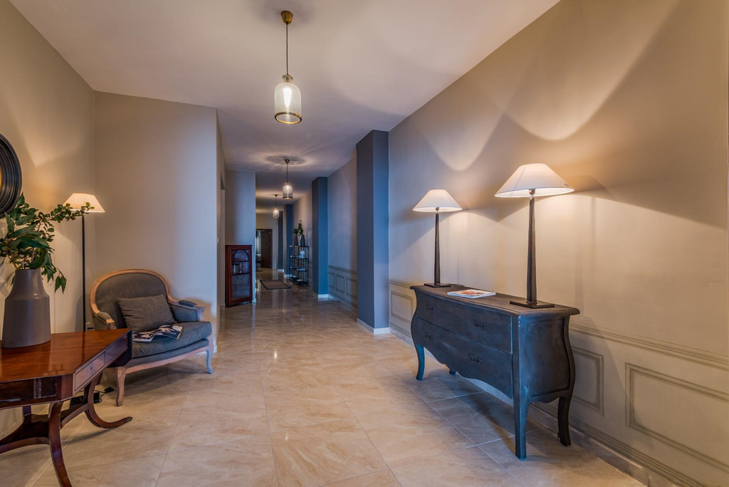 Sliema Seafront Apartment's Image 3