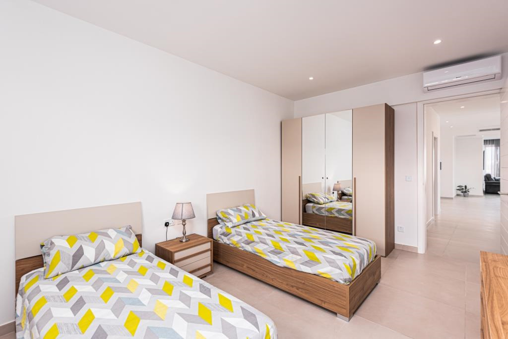 Sliema Furnished Apartment's Image 8
