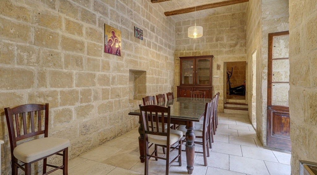 Buy-luxury-property-in-malta-christies-malta